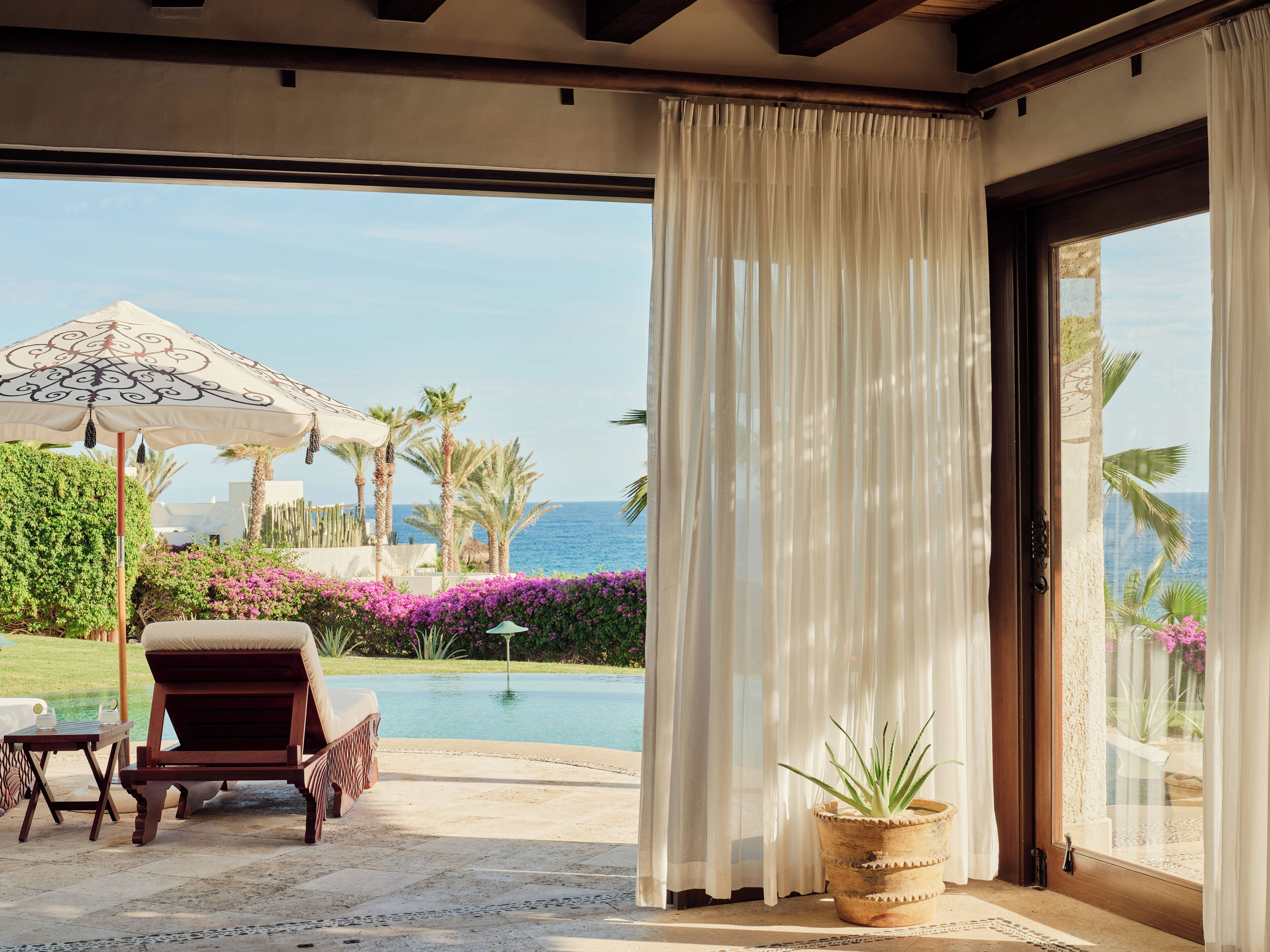 Three Bedroom Oceanview Villa | Terrass/Patio