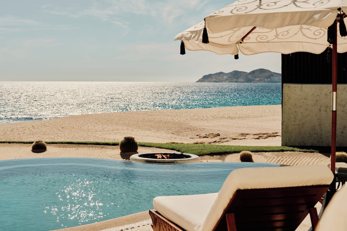 One Bedroom Oceanfront Villa | Vista a la playa o el mar