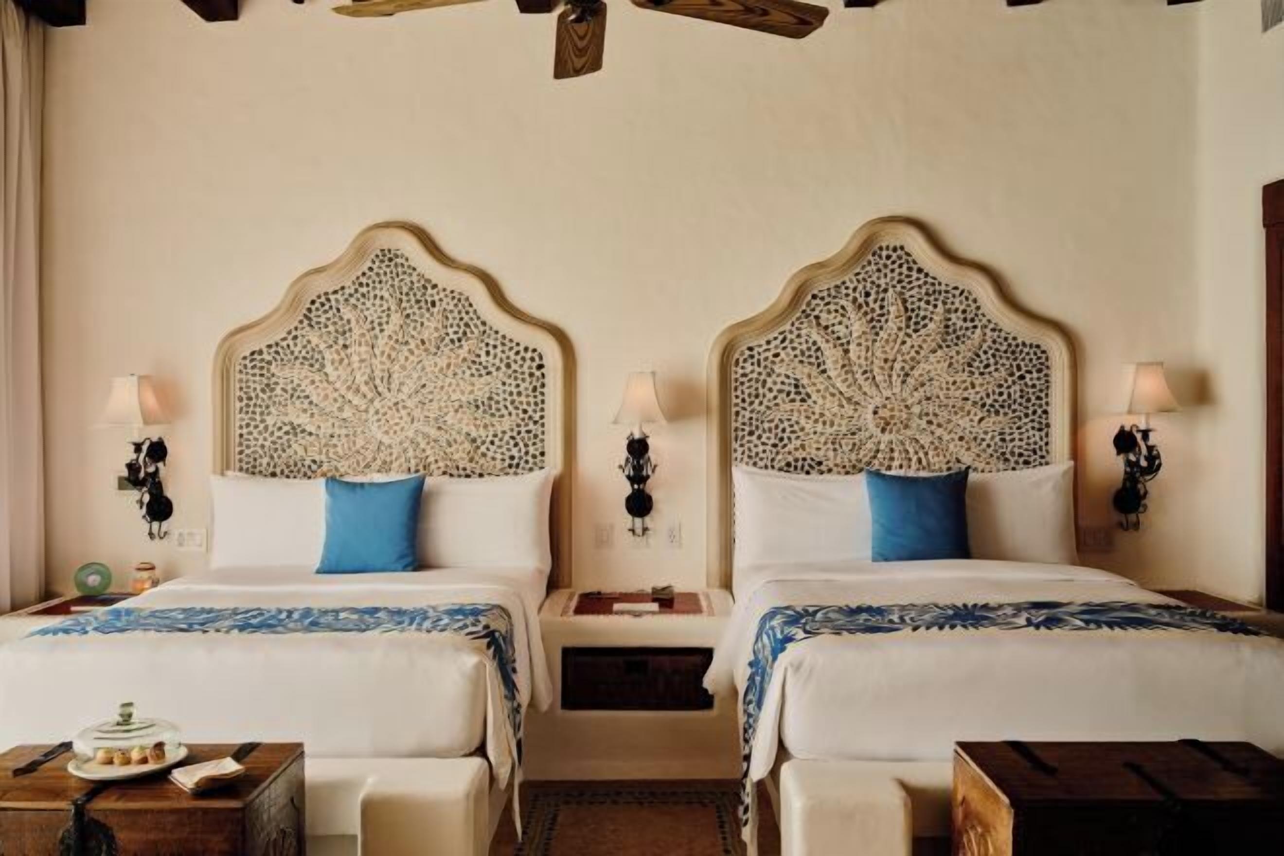 Egyptian cotton sheets, premium bedding, down comforters, pillowtop beds