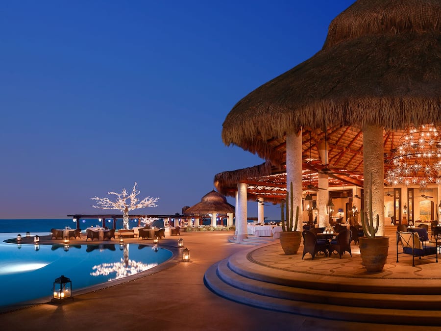 5 restaurants, breakfast, lunch, dinner served; Italian cuisine