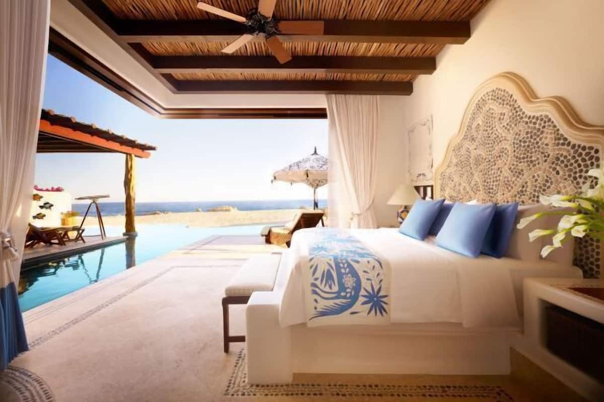 8 outdoor pools, cabanas (surcharge), pool umbrellas