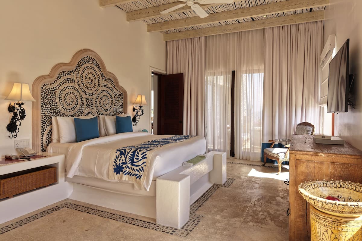 Three Bedroom Oceanview Villa | Egyptian cotton sheets, premium bedding, down duvets, pillow-top beds