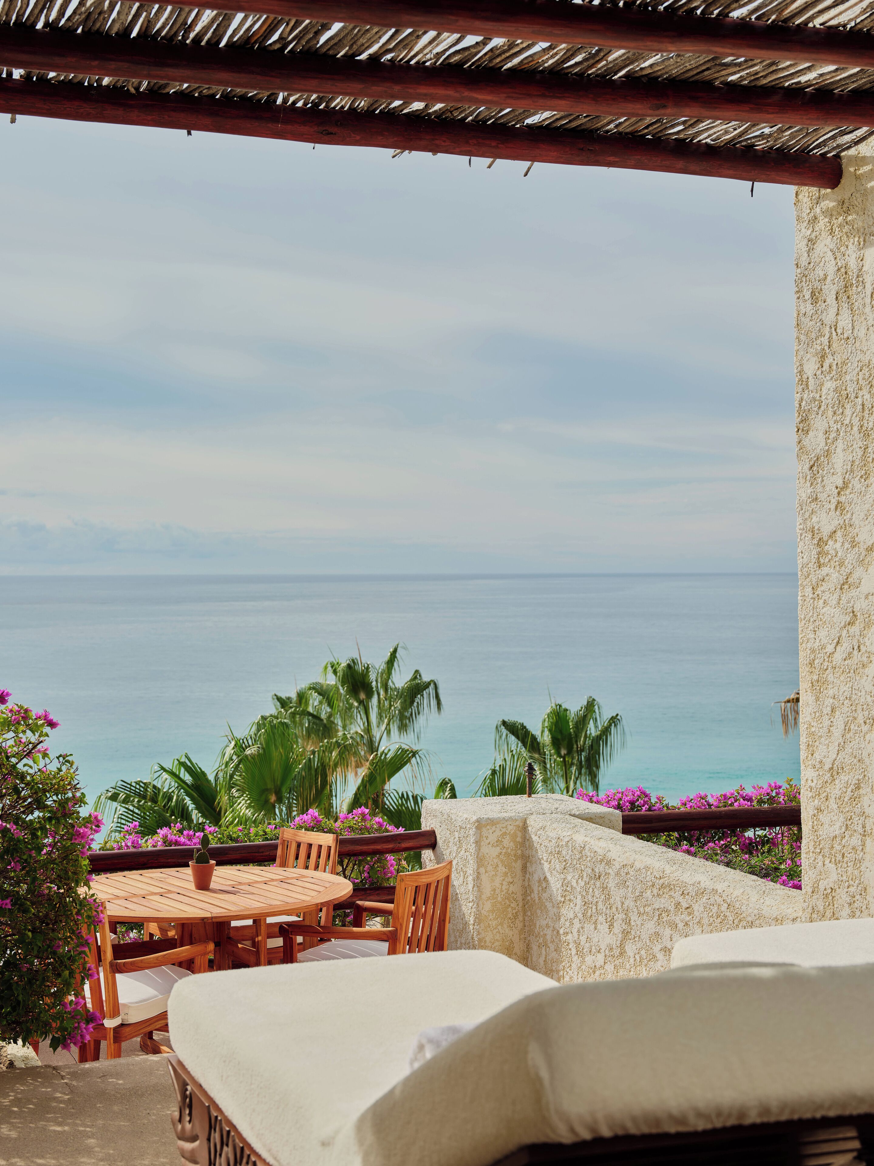 Two Bedroom Oceanview Penthouse Residence | Uitzicht op strand/zee