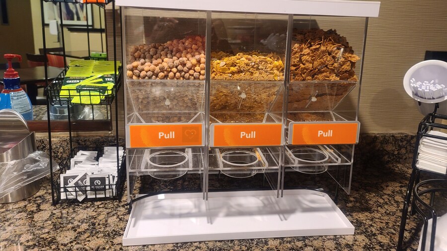 Comfort Inn & Suites Leeds I-20