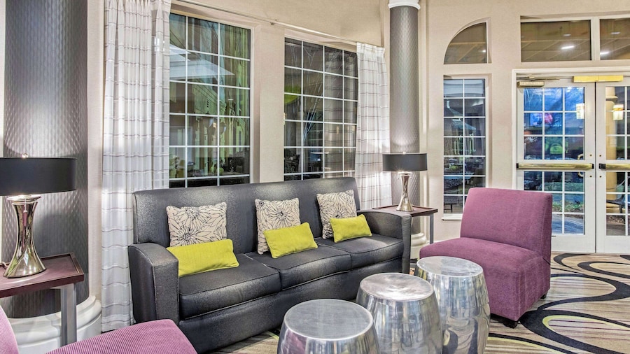 La Quinta Inn & Suites by Wyndham Birmingham Homewood