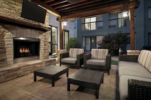 Courtyard By Marriott Dallas DFW Airport North/Irving