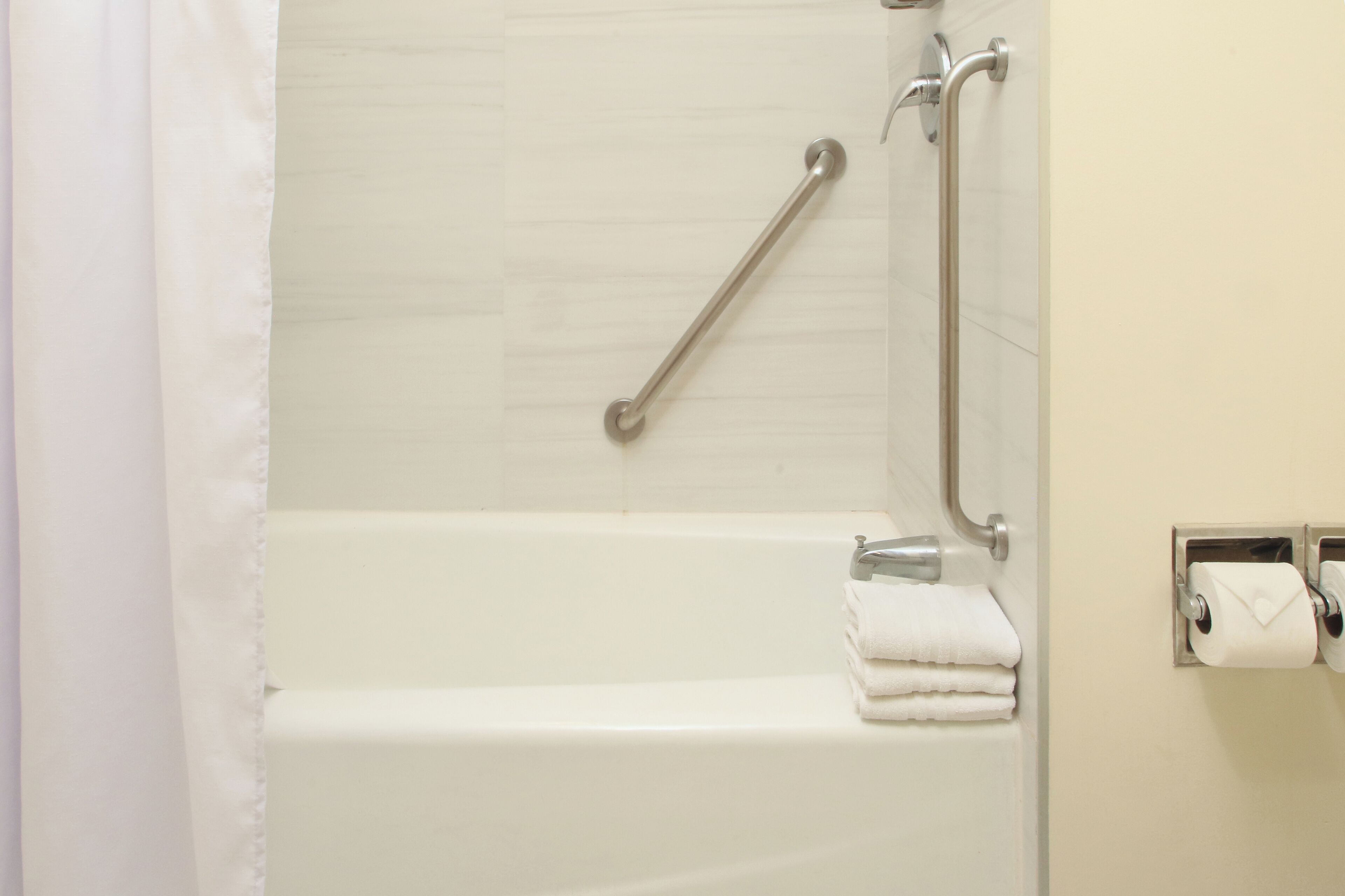 standard room, 1 king bed, accessible | in-room safe, desk, iron/ironing board, free wifi