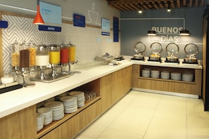 Free daily continental breakfast