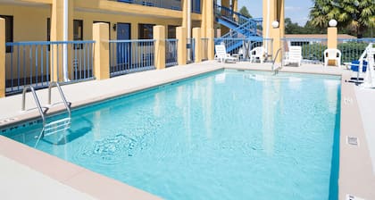 Days Inn by Wyndham Enterprise