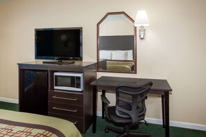 In-room safe, desk, rollaway beds, free WiFi