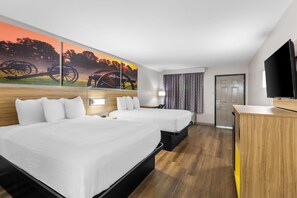 ห้องพัก, เตียงควีนไซส์ 2 เตียง, ปลอดบุหรี่ | ตู้นิรภัยในห้องพัก, โต๊ะท��ำงาน, เตียงเสริม/เปล, Wi-Fi ฟรี