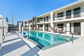 Seasonal outdoor pool