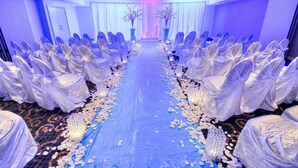Banquet hall - DoubleTree by Hilton Raleigh - Brownstone - University (Raleigh)