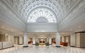 Hotel entrance and lobby at Hamilton Hotel Washington DC