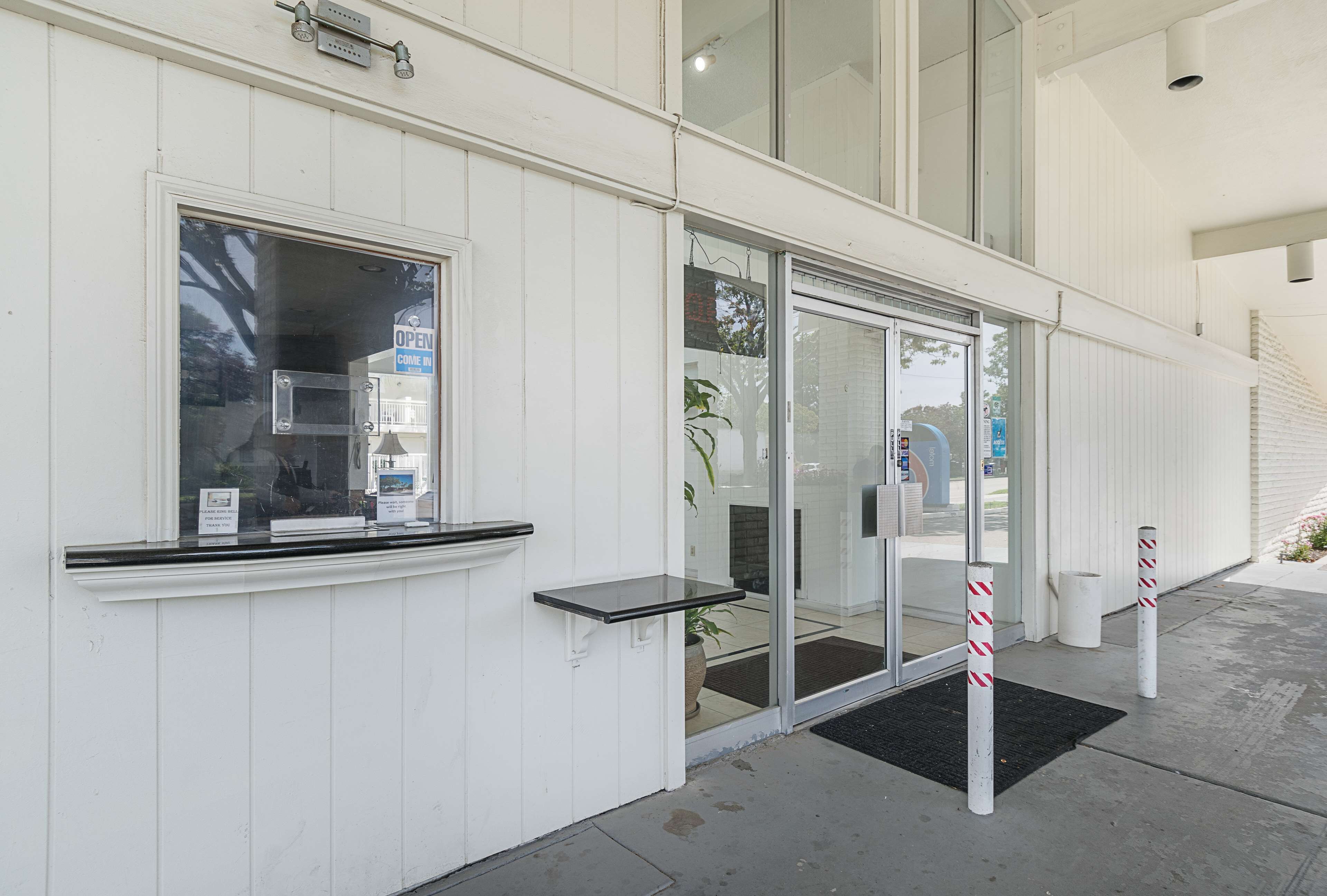 Entrée de l’hébergement