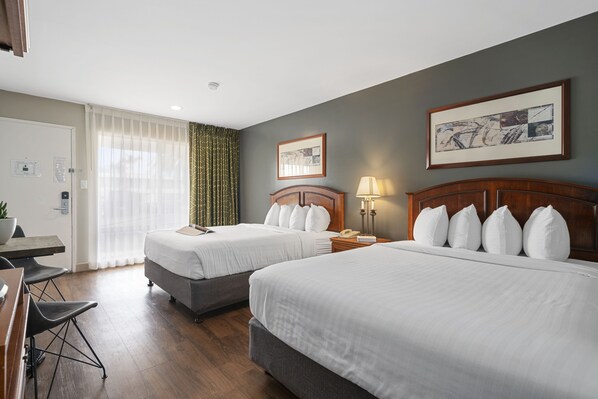 遮光窗簾/窗簾、熨斗/熨衫板、免費 Wi-Fi、床單