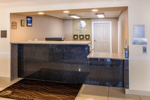 Lobby - Comfort Inn Mount Shasta Area (Weed)