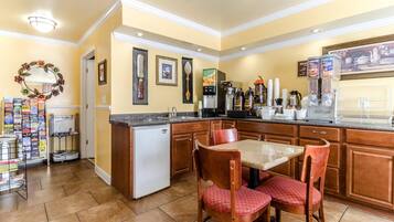 Continentaal ontbijt inbegrepen