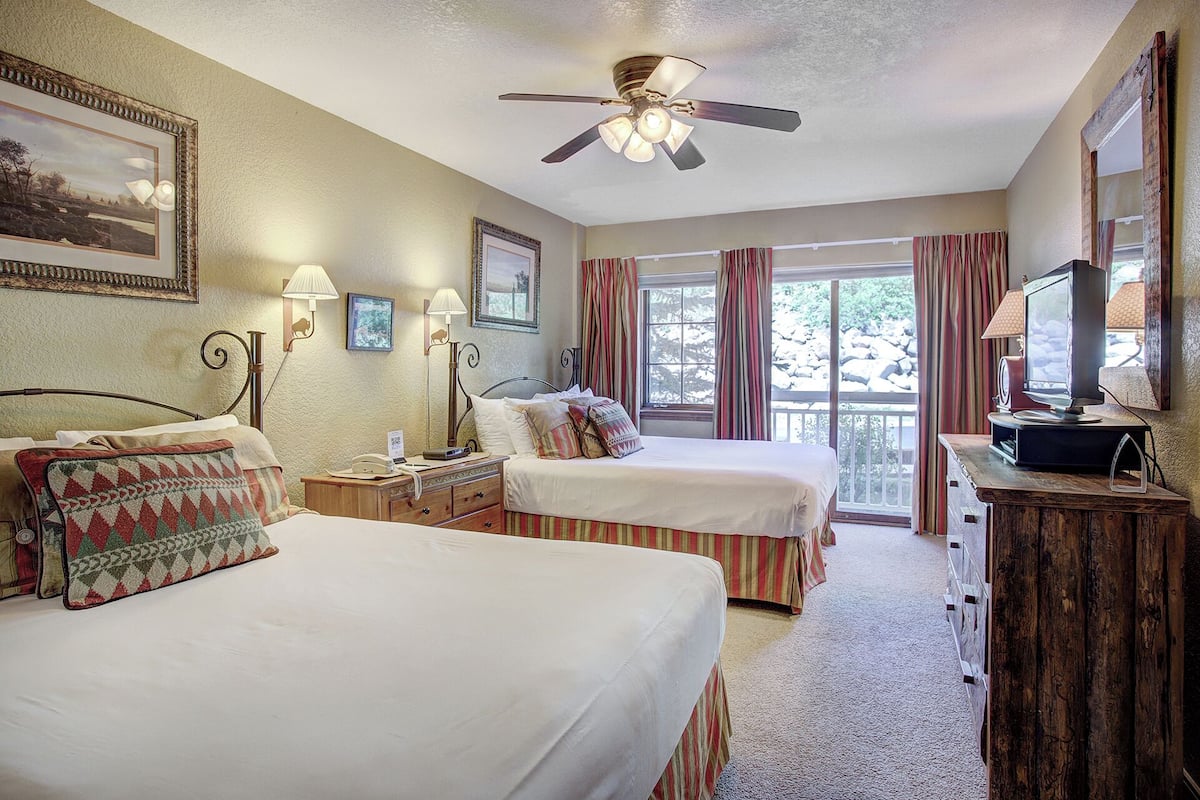 Double Room | Premium bedding, in-room safe, individually decorated