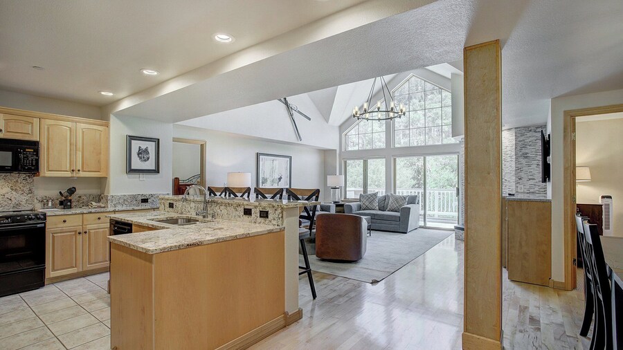 St James Beaver Creek, A Vail Resorts Property