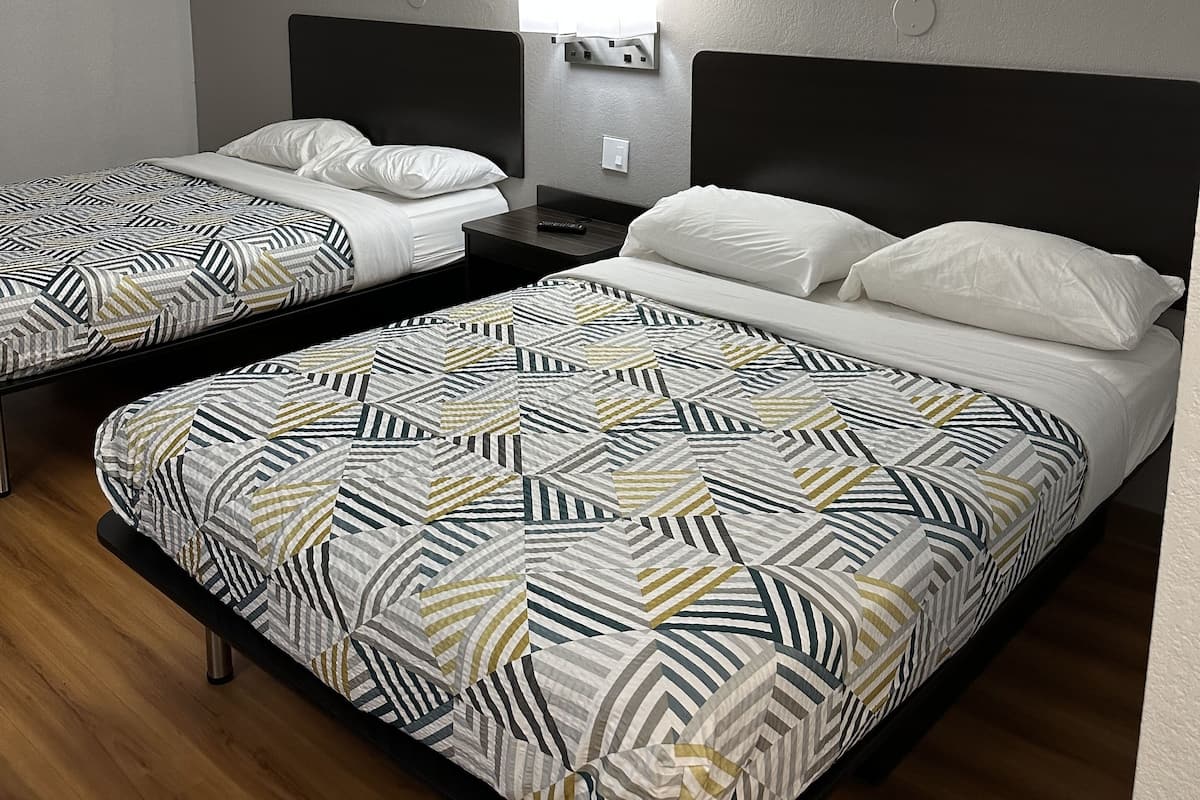 Iron/ironing board, free WiFi, bed sheets, wheelchair access