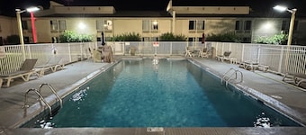 Motel 6 Greensboro, NC - Airport