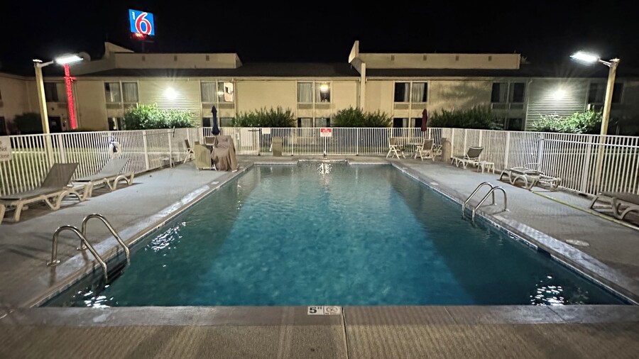 Motel 6 Greensboro, NC - Airport