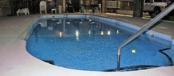 Quality Inn & Suites Near White Sands National Park