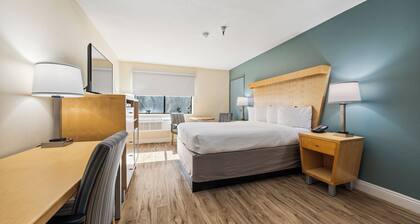 Days Inn by Wyndham Woodland