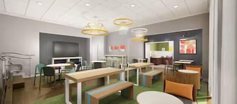 Spark by Hilton Palatine Arlington Heights