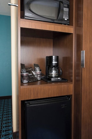 1 habitación, ropa de cama de alta calidad y escritorio