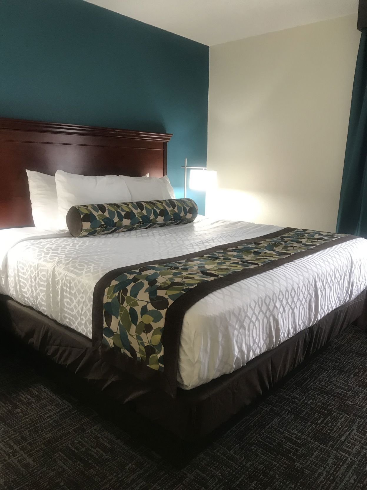 In-room safe, desk, laptop workspace, blackout drapes