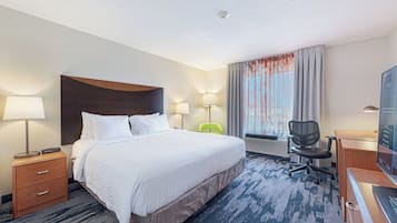 Bureau, espace de travail pour ordinateur portable, rideaux occultants