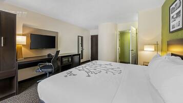 1 bedroom, premium bedding, desk, iron/ironing board