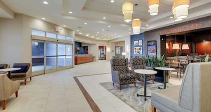 Drury Plaza Hotel Mt. Vernon