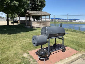 Aire de pique-nique/barbecue