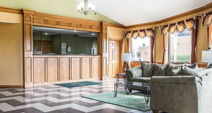 Quality Inn Morton at I-74