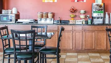 Café da manhã continental grátis todos os dias