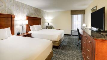 1 bedroom, premium bedding, desk, blackout drapes