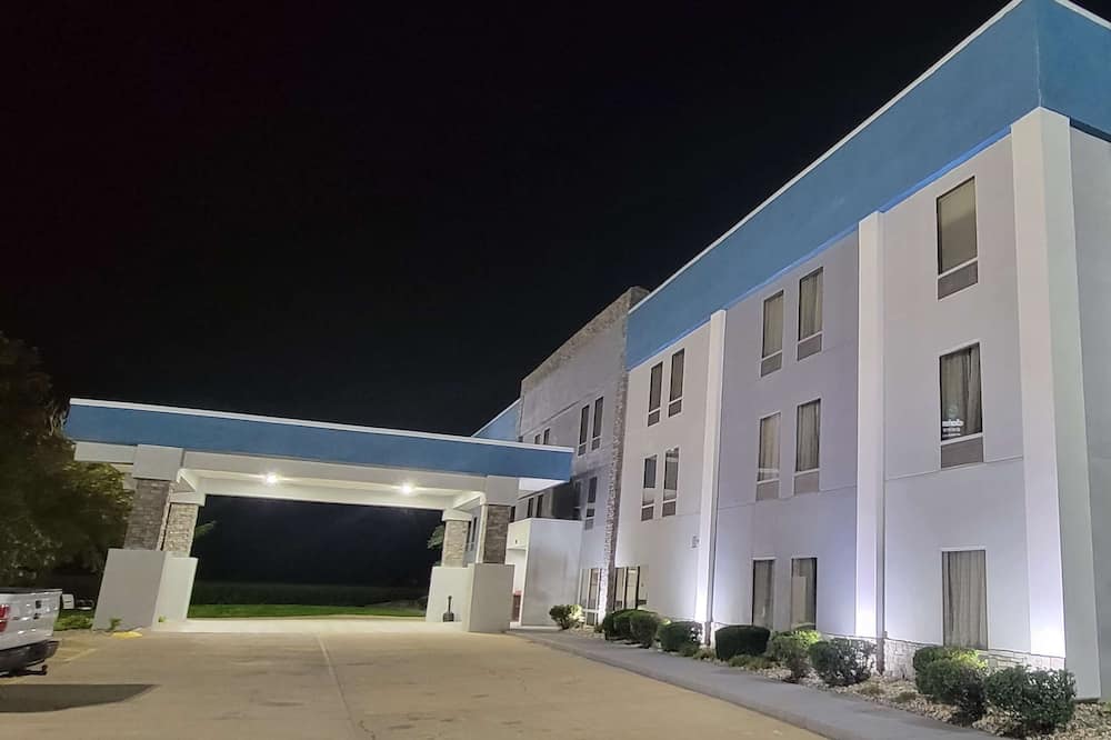 Best Western Heartland Inn