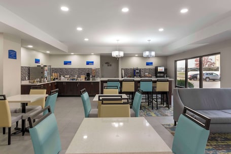 Free daily full breakfast