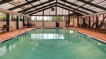 Indendørs pool