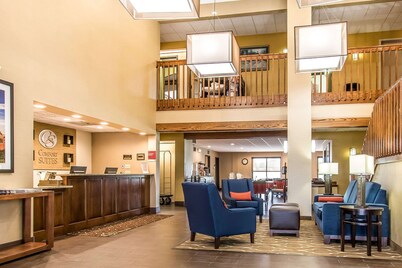 Comfort Suites Effingham Central