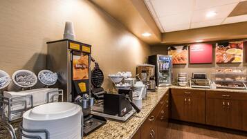 뷔페 무료 아침 식사 포함