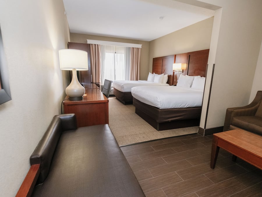 Suite, 2 Queen Beds, Non Smoking