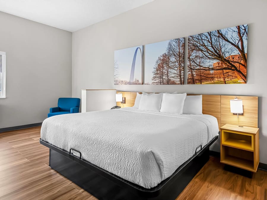 Deluxe Suite, 1 King Bed, Non Smoking