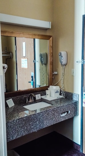 Bathroom sink