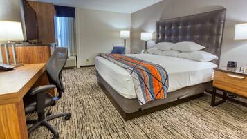 1 habitación, escritorio y cortinas blackout