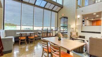 Free daily buffet breakfast
