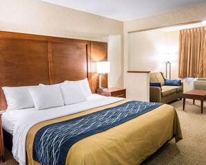 Desk, iron/ironing board, free WiFi, bed sheets